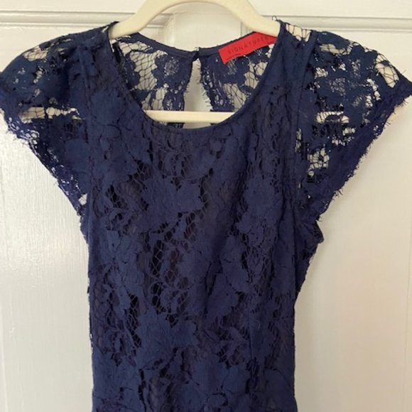 Signatures Navy Lace Dress Size Small - Picture 3 of 5